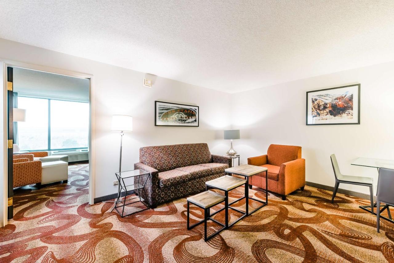 Radisson Hotel Denver-Aurora Eksteriør billede